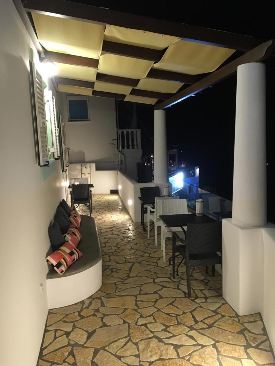 Villa Sunrise Bay à Panteli Extérieur photo